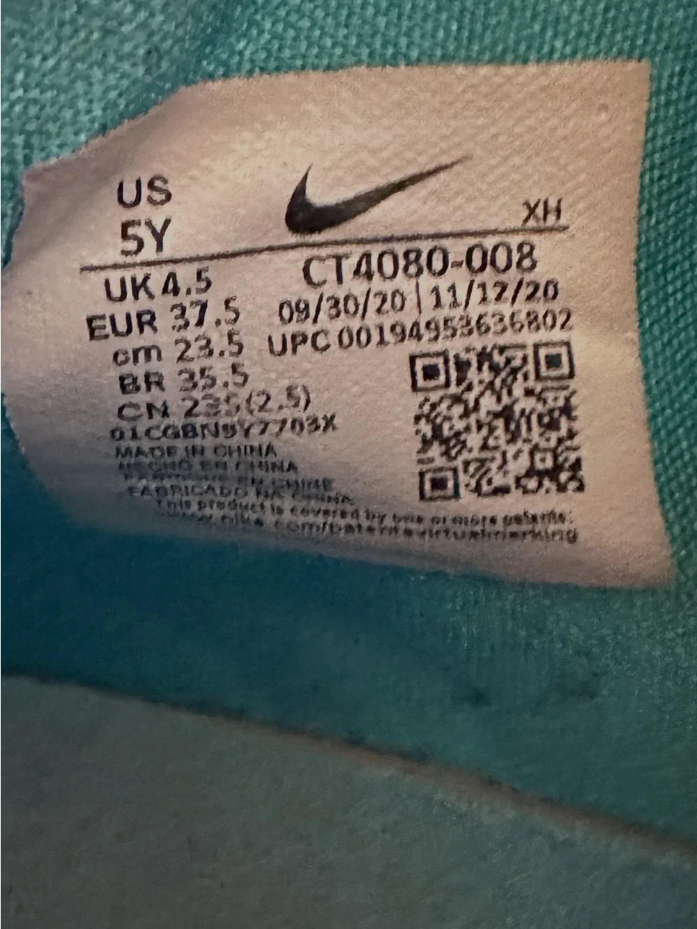 Nike Kyrie 7 sneakers GS size 5Y